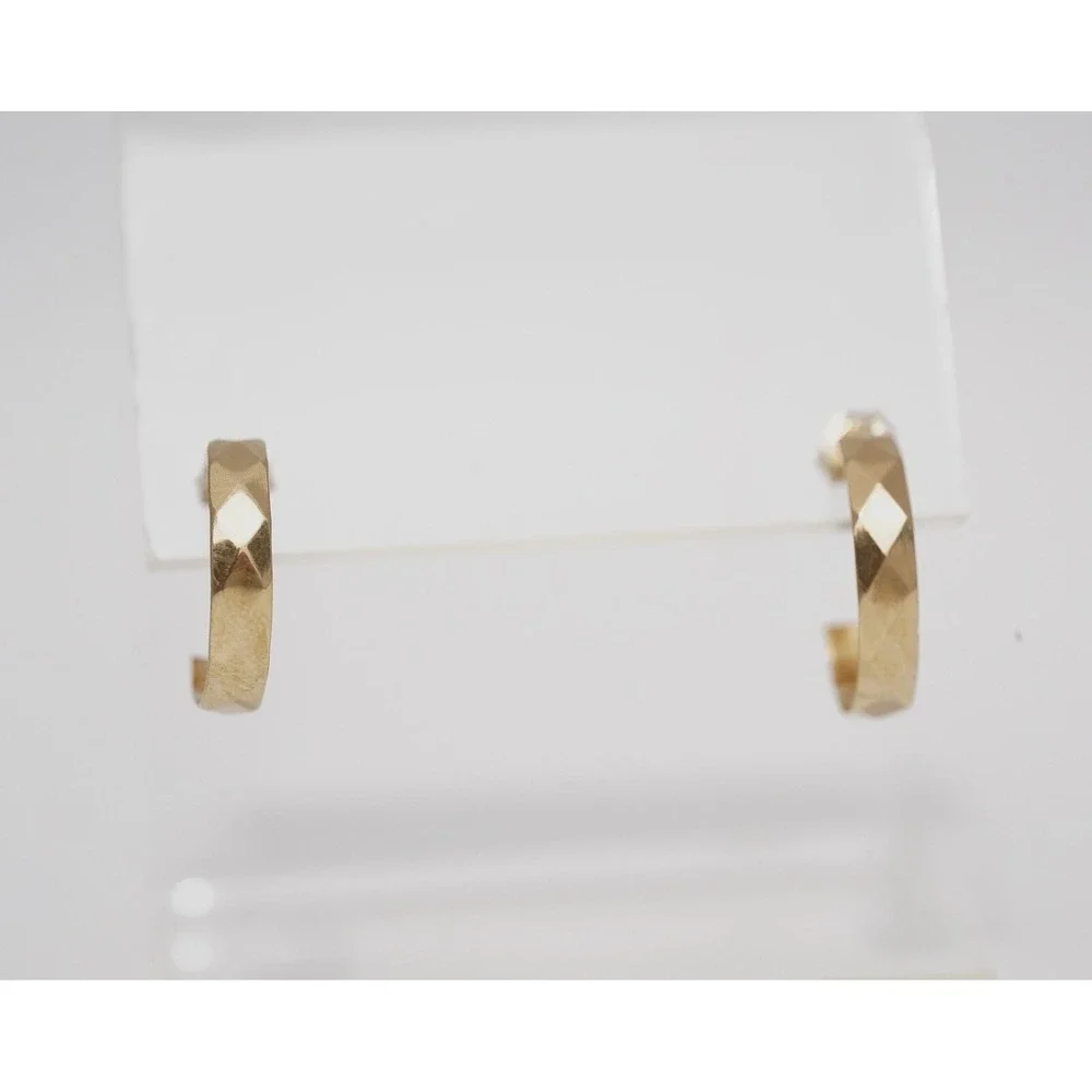 Vintage 14k Solid Yellow Gold Hoop Textured Diamond Triangle Pattern Earrings - Picture 6 of 7